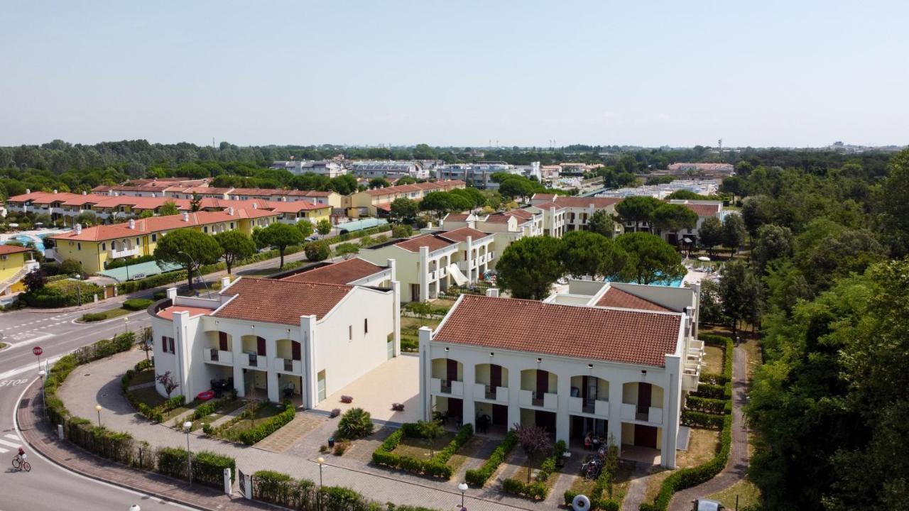 Villaggio Calycanthus Bibione Exterior foto